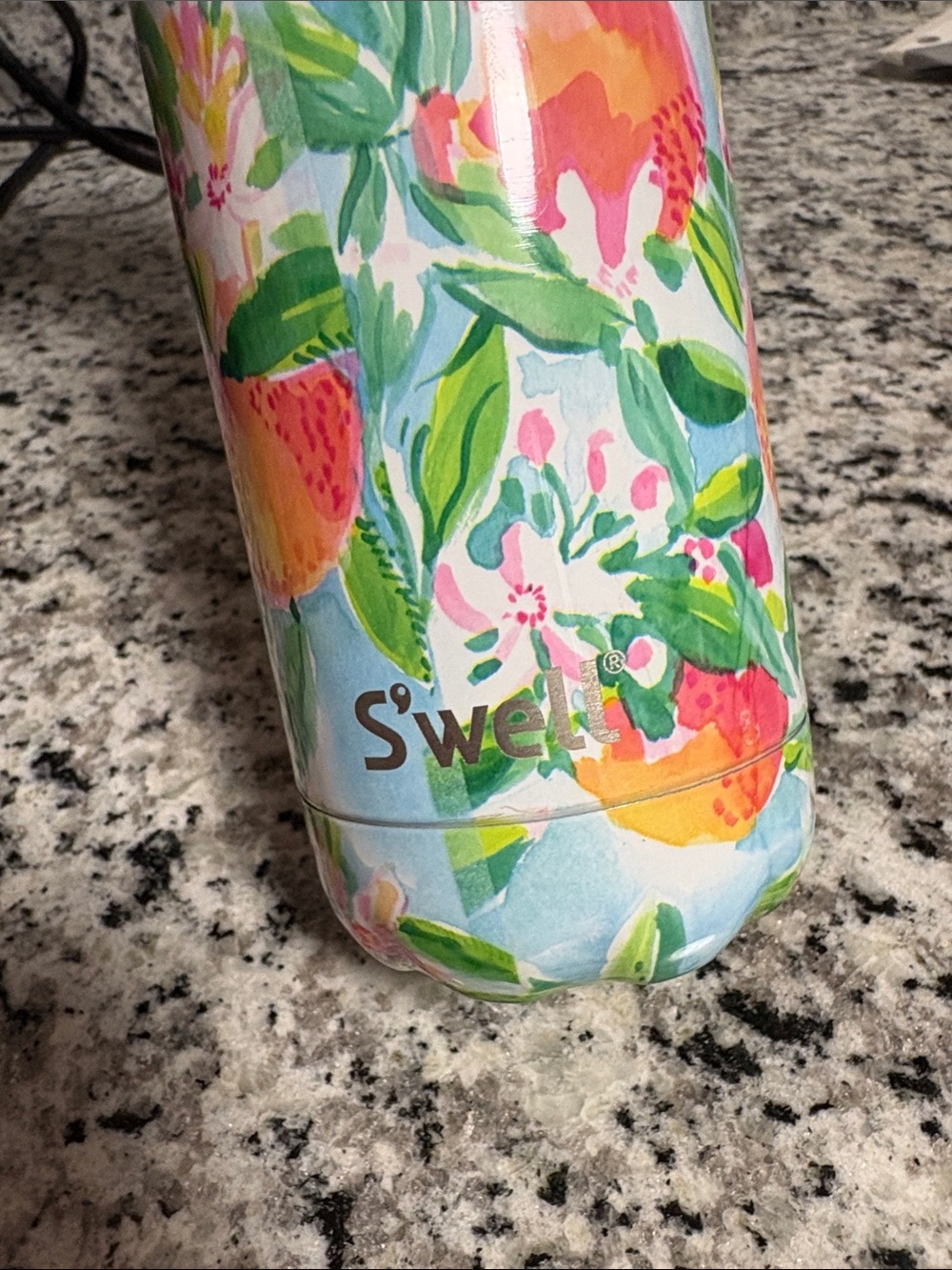 Starbucks + Lilly Pulitzer  Floral Stainless Bottle - Picture 5 of 7